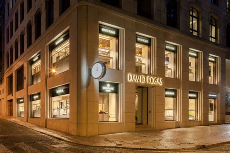 luxury stores in lisbon portugal